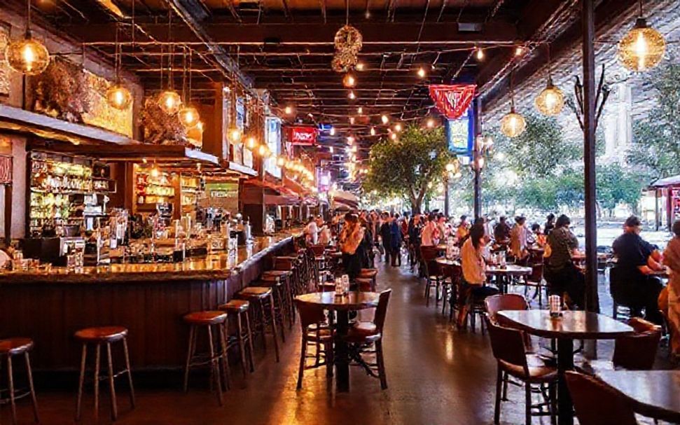 Why Congress Avenue is the Ultimate Hub for Austin’s Best Food & Drink*